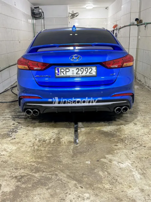 Hyundai Avante 2018 Blue Automatic Used for Sale in Greater Cairo ( Cairo + Giza) - 10