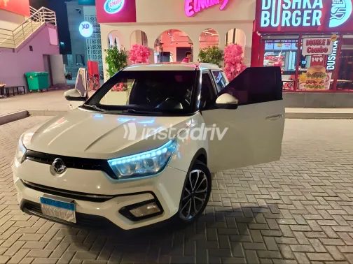 سانج يونج تيفولى 2019 أبيض أوتوماتيك مستعملة للبيع في القاهرة الكبرى ( القاهرة - الجيزة) - 4