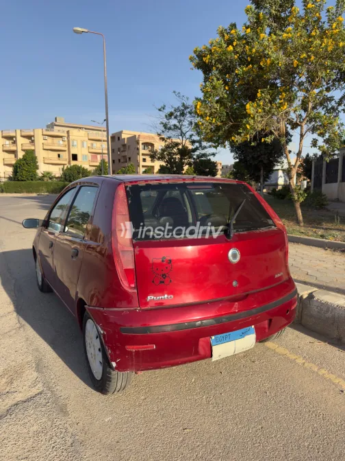Fiat Punto 2009 White Manual Used for Sale in Greater Cairo ( Cairo + Giza) - 4