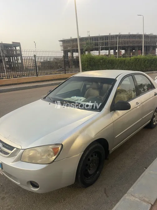 Kia Cerato 2006 Silver Automatic Used for Sale in Greater Cairo ( Cairo + Giza) - 4