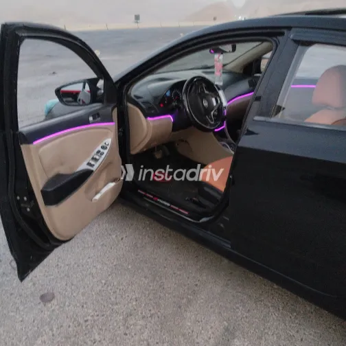 Hyundai Accent RB 2015 Black Automatic Used for Sale in Greater Cairo ( Cairo + Giza) - 8