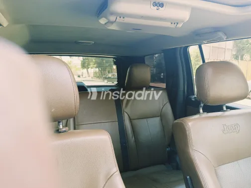 Jeep Cherokee 2012 Black Automatic Used for Sale in Greater Cairo ( Cairo + Giza) - 2