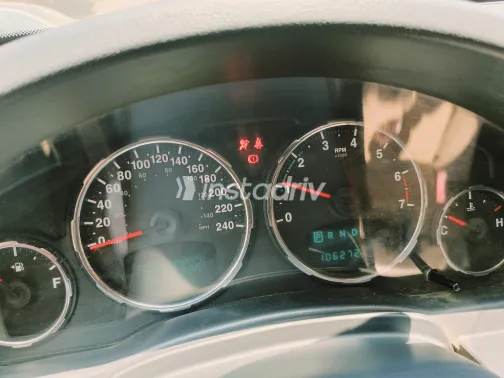 Jeep Cherokee 2012 Black Automatic Used for Sale in Greater Cairo ( Cairo + Giza) - 5