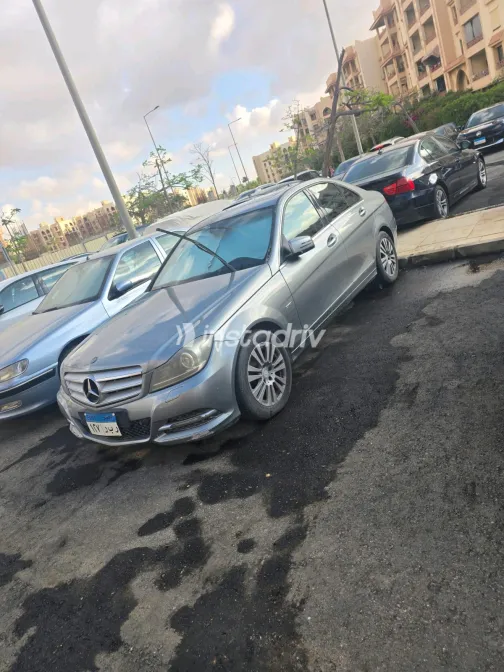 Mercedes C 250 2012 Silver Automatic Used for Sale in Greater Cairo ( Cairo + Giza) - 7