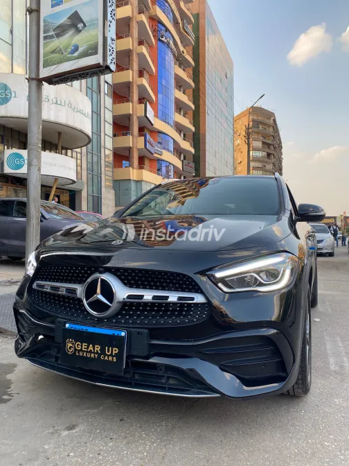 Mercedes GLA 200 2023 Black Automatic Used for Sale in Greater Cairo ( Cairo + Giza) - 6