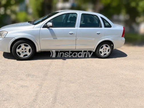 Opel Corsa 2004 Silver Manual Used for Sale in Greater Cairo ( Cairo + Giza) - 2