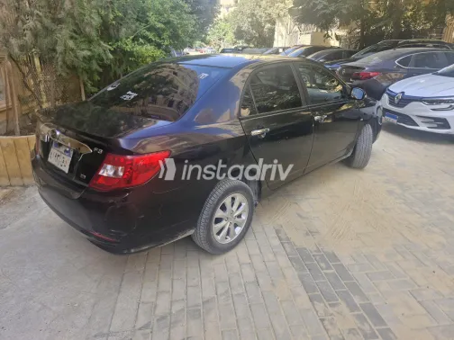بى واى دى‬ F3 2024 أسود يدوي مستعملة للبيع في القاهرة الكبرى ( القاهرة - الجيزة) - 6