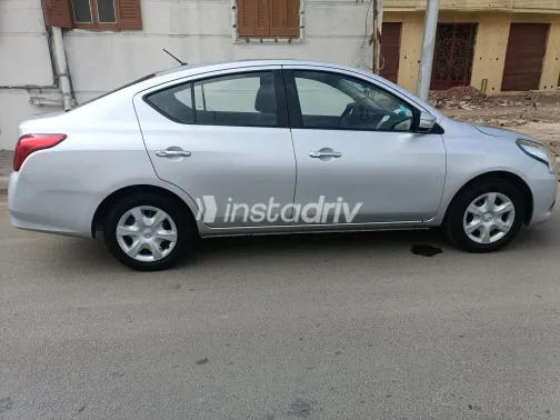 Nissan Sunny 2021 Silver Automatic Used for Sale in Greater Cairo ( Cairo + Giza) - 4