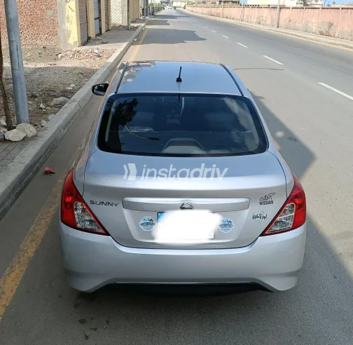 Nissan Sunny 2021 Silver Automatic Used for Sale in Greater Cairo ( Cairo + Giza) - 5