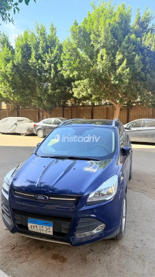 Ford Kuga 2016 Blue Automatic Used for Sale in Greater Cairo ( Cairo + Giza) - 5
