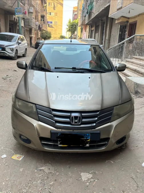 Honda City 2009 Gold Automatic Used for Sale in Greater Cairo ( Cairo + Giza) - 1