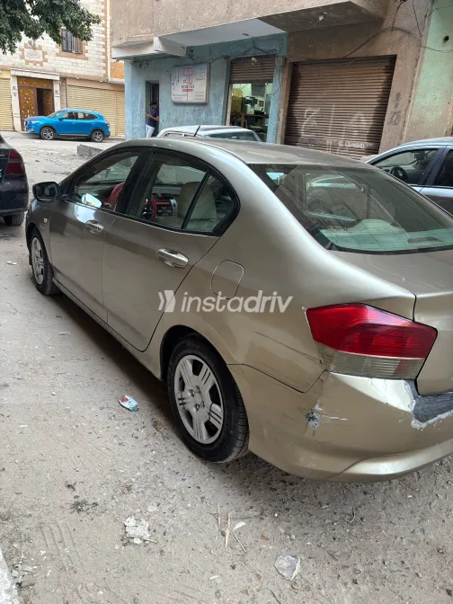 Honda City 2009 Gold Automatic Used for Sale in Greater Cairo ( Cairo + Giza) - 3