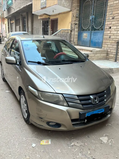 Honda City 2009 Gold Automatic Used for Sale in Greater Cairo ( Cairo + Giza) - 6