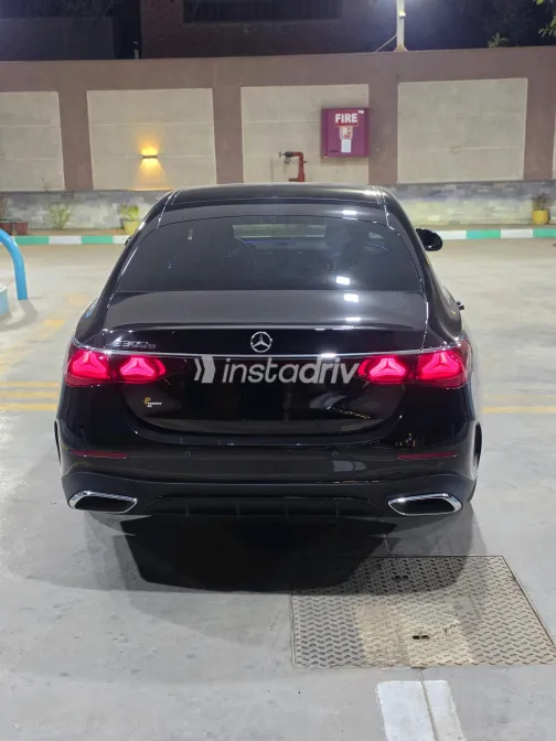 Mercedes E 300 2024 Black Automatic Used for Sale in Greater Cairo ( Cairo + Giza) - 4