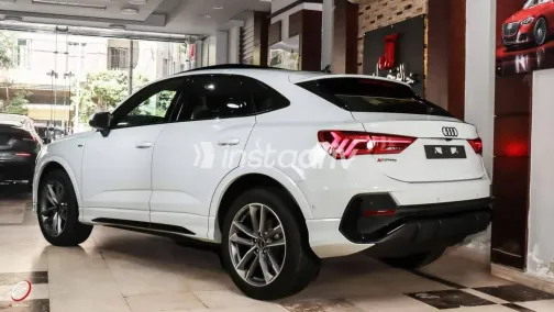 Audi Q3 2023 White Automatic Used for Sale in Greater Cairo ( Cairo + Giza) - 1