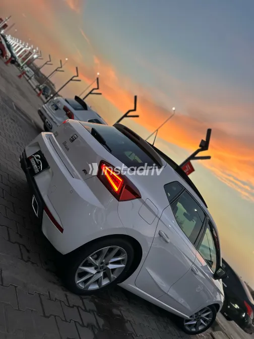 Seat Ibiza 2024 White Automatic Used for Sale in Greater Cairo ( Cairo + Giza) - 2