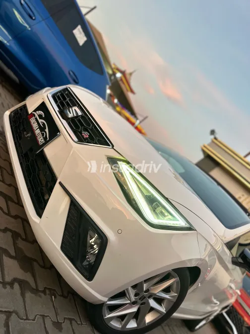 Seat Ibiza 2024 White Automatic Used for Sale in Greater Cairo ( Cairo + Giza) - 9
