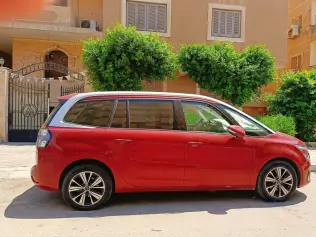 Citroën C4 Grand Picasso 2018 White Automatic Used for Sale in Greater Cairo ( Cairo + Giza)