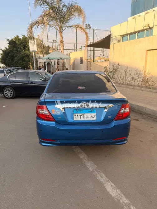 بى واى دى‬ F3 2023 أزرق أوتوماتيك مستعملة للبيع في القاهرة الكبرى ( القاهرة - الجيزة) - 1