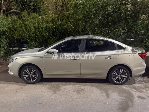 MG 5 2022 Champagne CVT Used for Sale in Greater Cairo ( Cairo + Giza) - 3