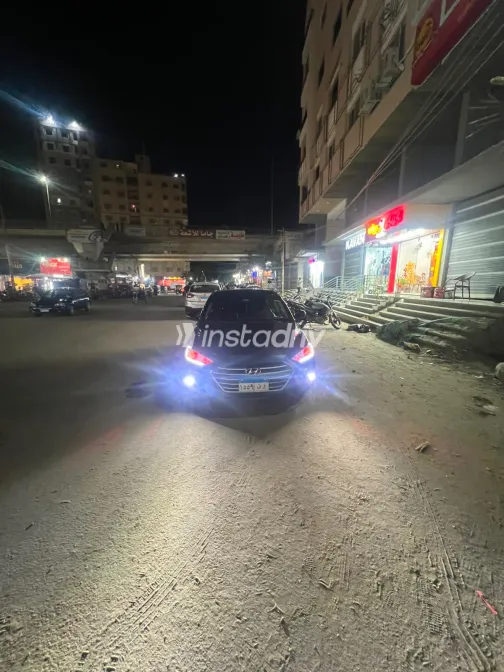 Hyundai Elantra 2019 Black Automatic Used for Sale in Greater Cairo ( Cairo + Giza) - 1