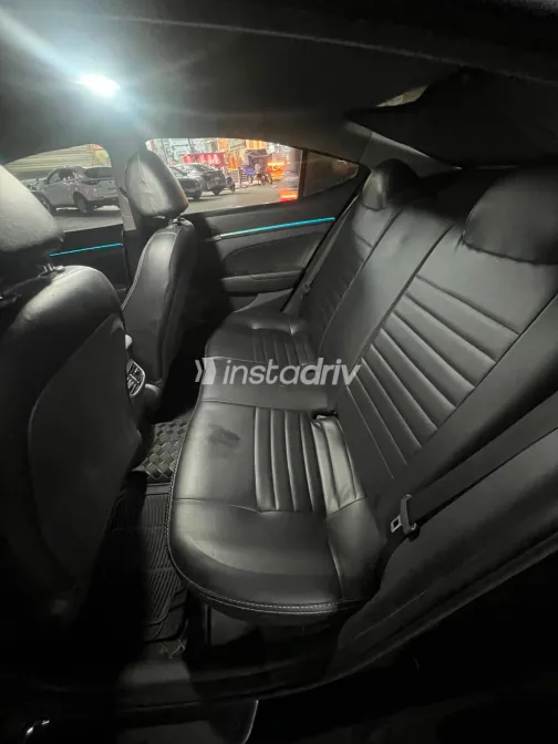 Hyundai Elantra 2019 Black Automatic Used for Sale in Greater Cairo ( Cairo + Giza) - 5