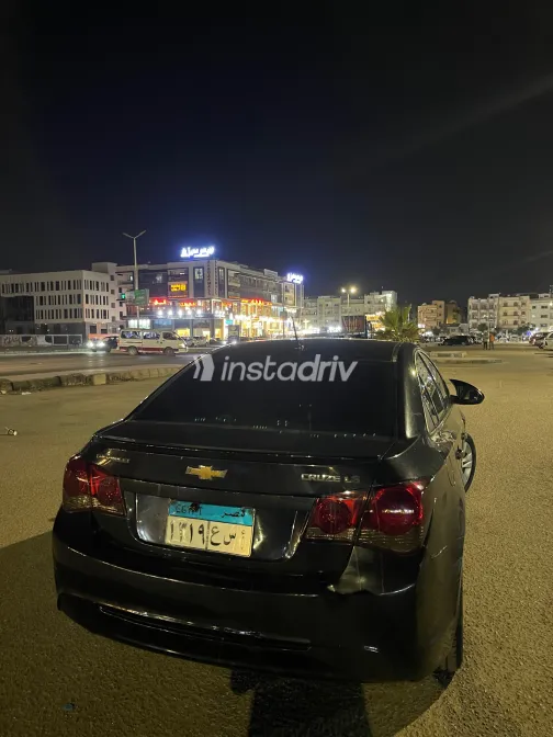 Chevrolet Cruze 2013 Black Automatic Used for Sale in Greater Cairo ( Cairo + Giza) - 3