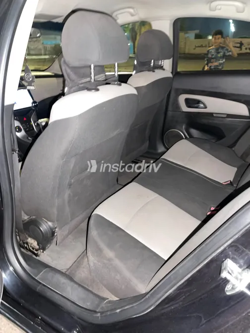 Chevrolet Cruze 2013 Black Automatic Used for Sale in Greater Cairo ( Cairo + Giza) - 5