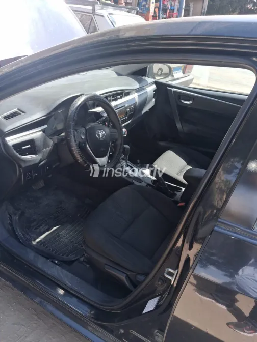 Toyota Corolla 2014 Black Automatic Used for Sale in Greater Cairo ( Cairo + Giza) - 1