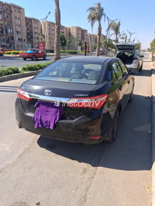 Toyota Corolla 2014 Black Automatic Used for Sale in Greater Cairo ( Cairo + Giza) - 2