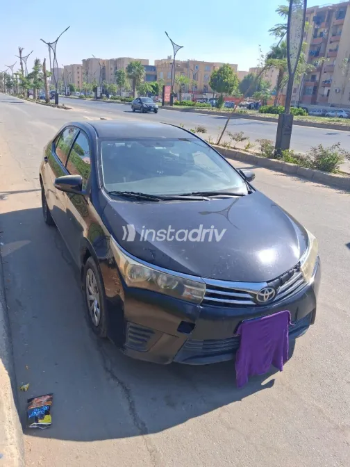 Toyota Corolla 2014 Black Automatic Used for Sale in Greater Cairo ( Cairo + Giza) - 10