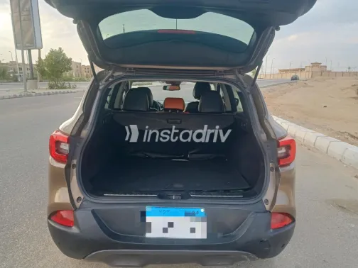 Renault Kadjar 2018 Brown Automatic Used for Sale in Greater Cairo ( Cairo + Giza) - 2