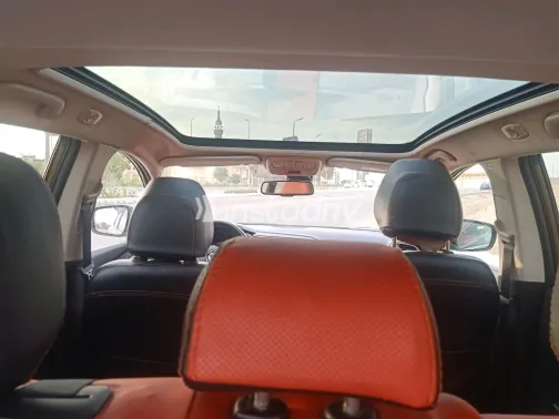Renault Kadjar 2018 Brown Automatic Used for Sale in Greater Cairo ( Cairo + Giza) - 7