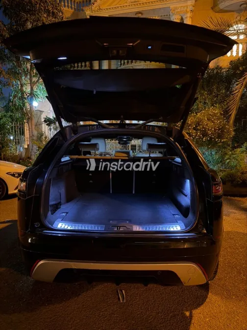 Land Rover Velar 2021 Black Automatic Used for Sale in Greater Cairo ( Cairo + Giza) - 2