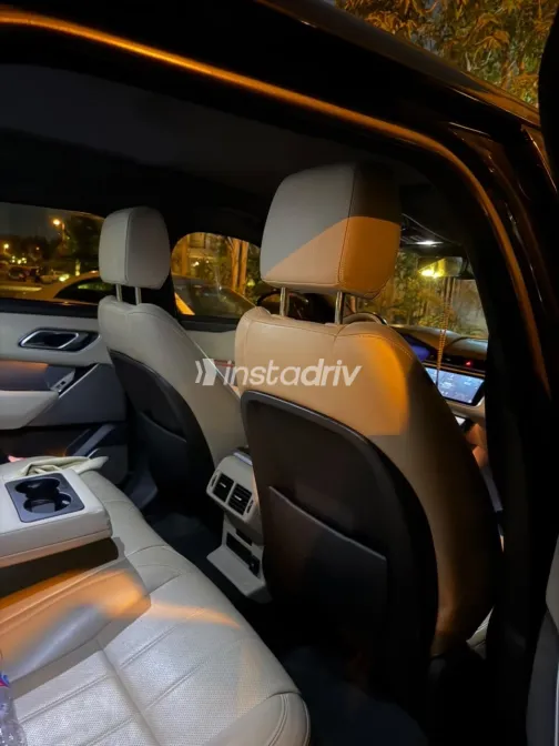 Land Rover Velar 2021 Black Automatic Used for Sale in Greater Cairo ( Cairo + Giza) - 3