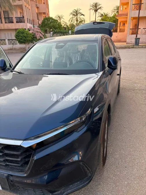 هوندا CRV 2025 أبيض أوتوماتيك مستعملة للبيع في القاهرة الكبرى ( القاهرة - الجيزة) - 7