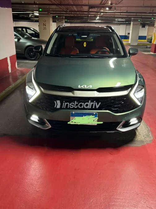 Kia Sportage 2024 Green Automatic Used for Sale in Greater Cairo ( Cairo + Giza) - 1