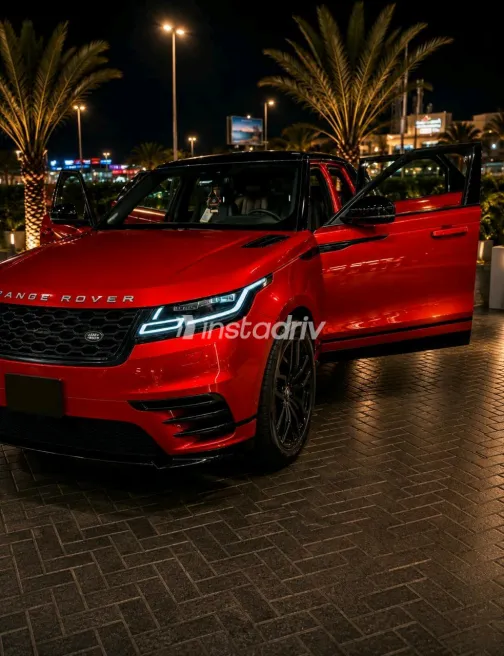Land Rover Range Rover 2020 Red Automatic Used for Sale in Greater Cairo ( Cairo + Giza) - 2