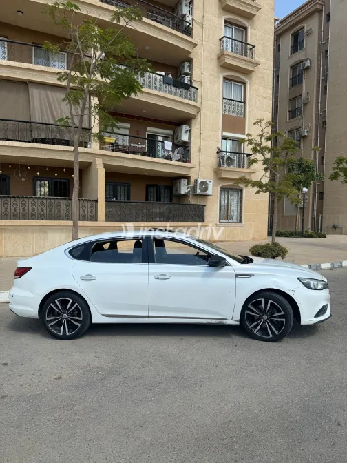 MG 6 2021 White Automatic Used for Sale in Greater Cairo ( Cairo + Giza) - 8