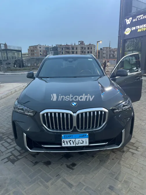 بي ام دبليو X5 2024 رمادي أوتوماتيك مستعملة للبيع في القاهرة الكبرى ( القاهرة - الجيزة) - 5