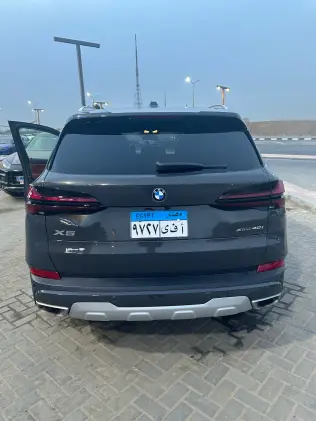 بي ام دبليو X5 2024 رمادي أوتوماتيك مستعملة للبيع في القاهرة الكبرى ( القاهرة - الجيزة)
