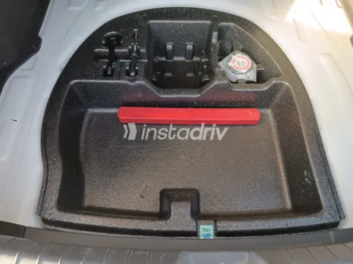 Hyundai I10 2016 White Automatic Used for Sale in Greater Cairo ( Cairo + Giza) - 4