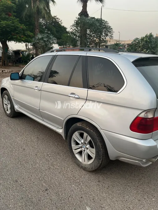 بي ام دبليو X5 2004 فضي أوتوماتيك مستعملة للبيع في القاهرة الكبرى ( القاهرة - الجيزة) - 1