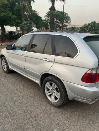 بي ام دبليو X5 2004 فضي أوتوماتيك مستعملة للبيع في القاهرة الكبرى ( القاهرة - الجيزة)