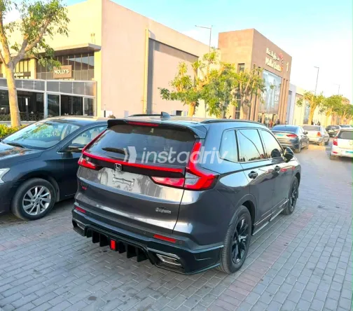 هوندا CRV 2025 رمادي غامق أوتوماتيك مستعملة للبيع في القاهرة الكبرى ( القاهرة - الجيزة) - 3