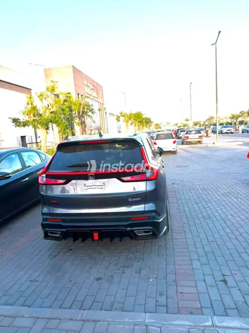 هوندا CRV 2025 رمادي غامق أوتوماتيك مستعملة للبيع في القاهرة الكبرى ( القاهرة - الجيزة) - 5