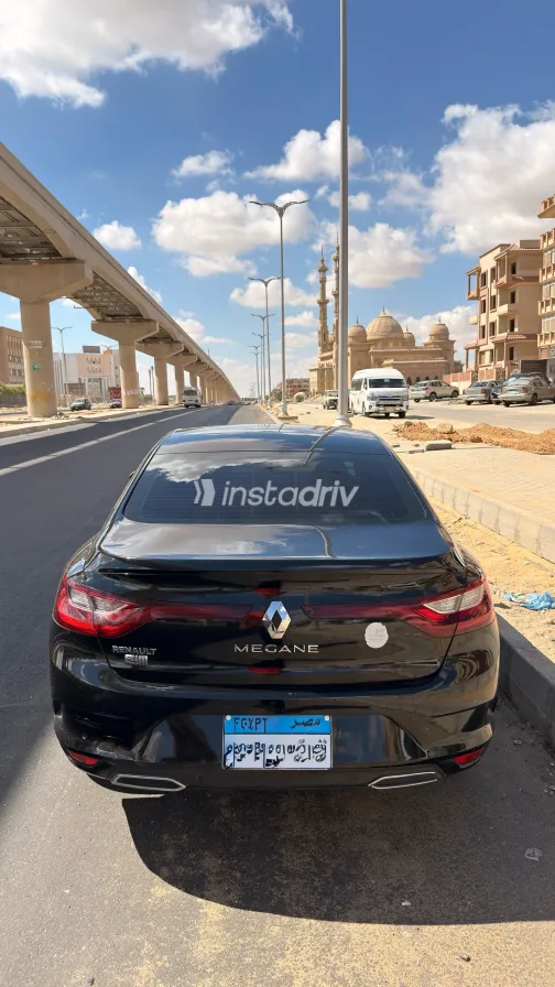 رينو ميجان 2022 أسود أوتوماتيك مستعملة للبيع في القاهرة الكبرى ( القاهرة - الجيزة) - 1