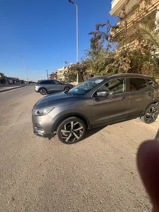 Nissan Qashqai 2018 Gray Automatic Used for Sale in Greater Cairo ( Cairo + Giza)