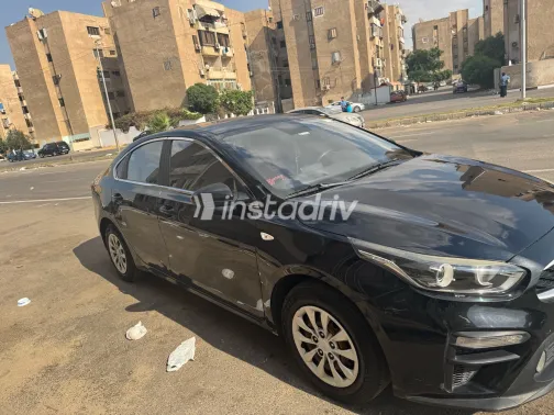 Kia Grand Cerato 2021 Black Automatic Used for Sale in Greater Cairo ( Cairo + Giza) - 6
