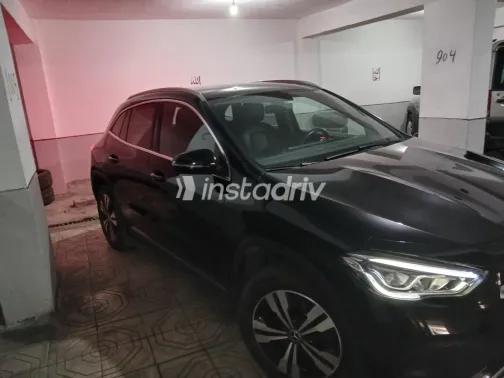 مرسيدس GLA 200 2022 أسود أوتوماتيك مستعملة للبيع في القاهرة الكبرى ( القاهرة - الجيزة) - 3